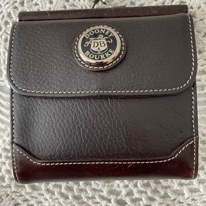 Two-tone Dooney & Bourke wallet 5x5